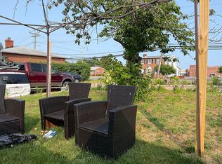 168 Riviera Dr, Pasadena, MD 21122