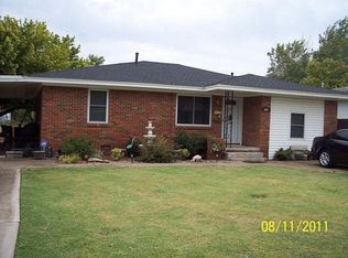 727 W 7th St, Ada, OK 74820