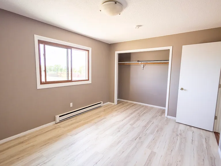 845 Terrence Rd — Photo 7