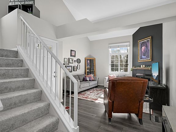 5th image of 2572 Lockwood Dr #68