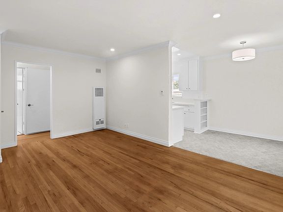 3rd image of 1219 Barry Ave APT 8