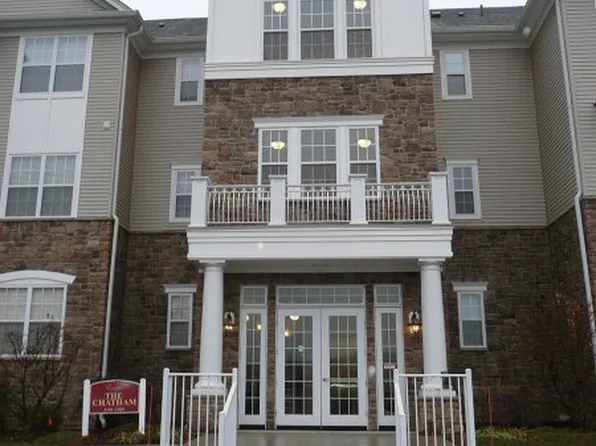 3304 Enclave Cir, Somerset, NJ 08873