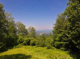 1303 Notch Rd, Mendon, VT 05701