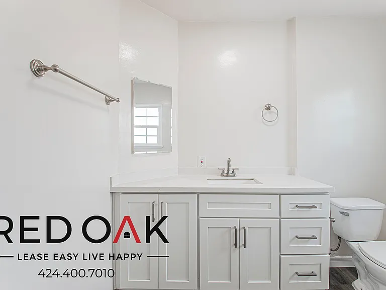 2609 W 48th St #2 — Photo 9