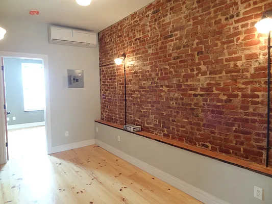 Rented by Lofts and Flats LLC | media 11