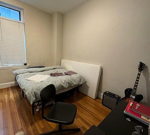 2nd image of 51 Westland Ave #8