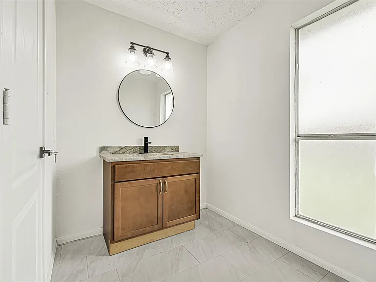 13327 N Thorntree Dr — Photo 21