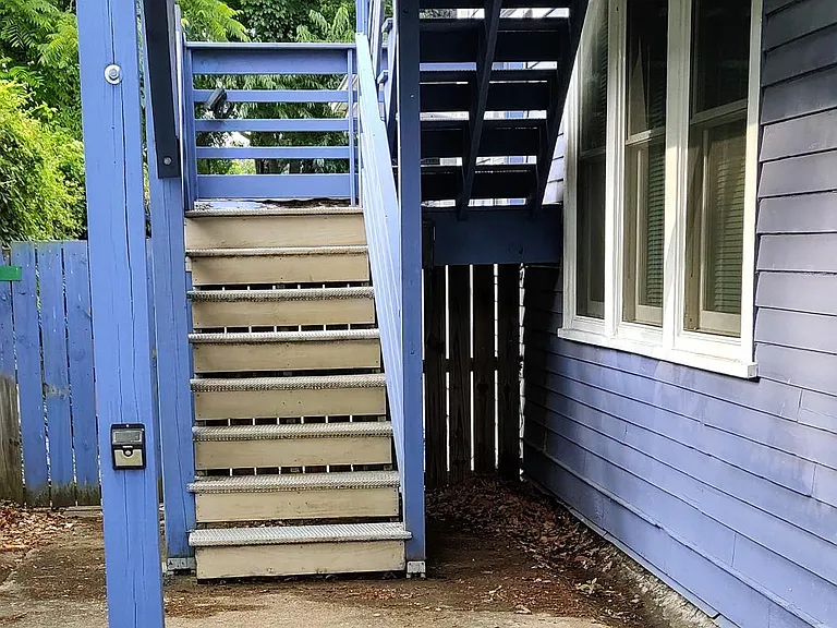 Stairs leading to apartment