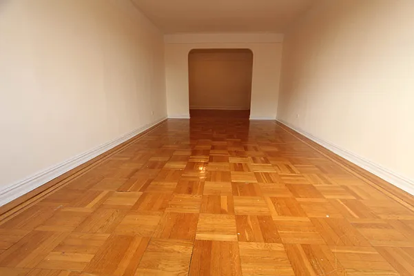 Rented by Contact Realty | media 4