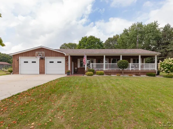 1990 Oakwood Ave, Adrian, MI 49221