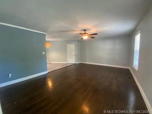 3 bed, 2.0 bath, 1456 sqft, $1,500 — Photo 2