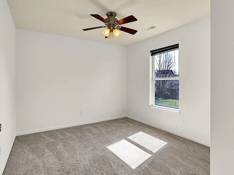 5611 W Tensleep Rd — Photo 15