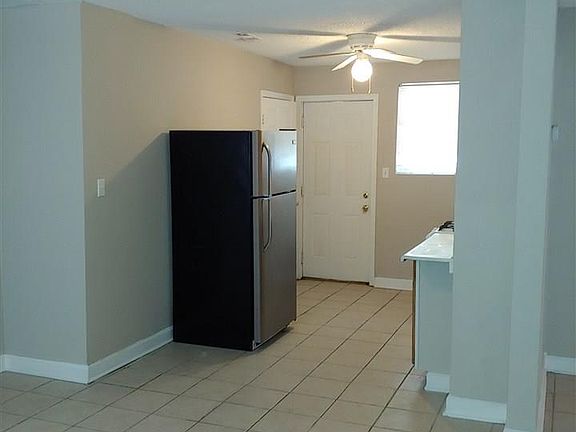 4th image of 1611 N Y St