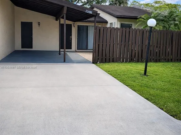 22335 Palomita Dr #22335, Boca Raton, FL 33428