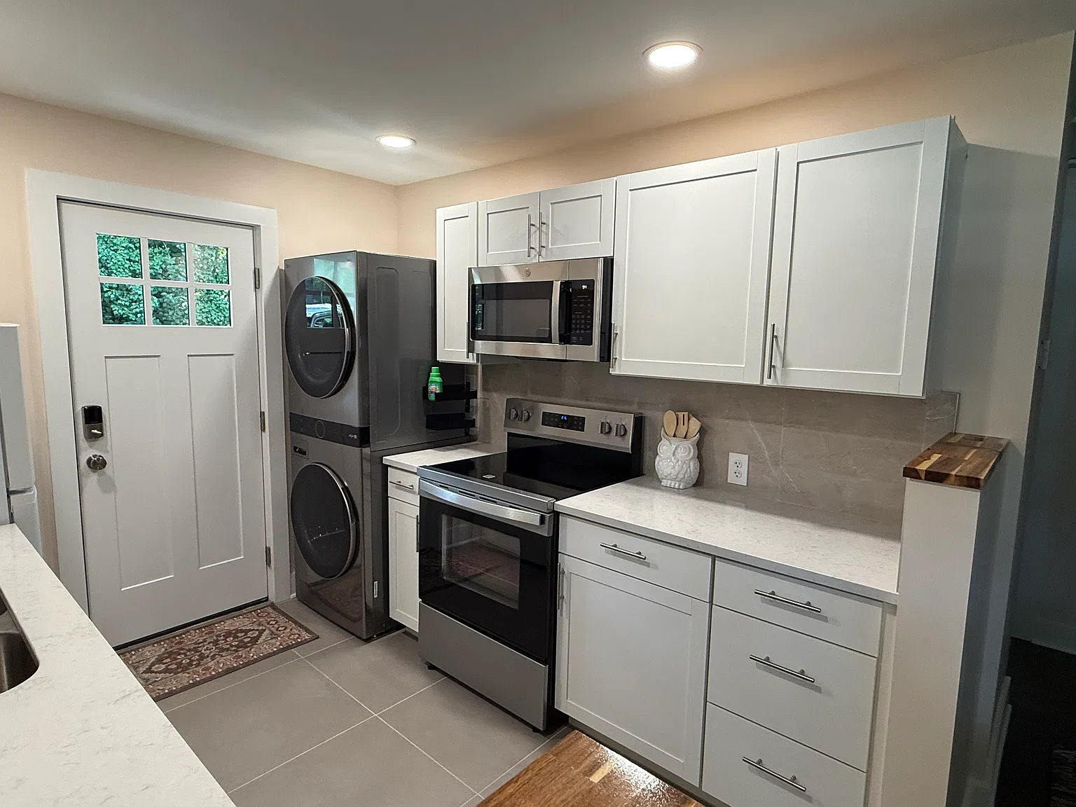 2 bed, 700 sqft, $1,775 — Photo 4