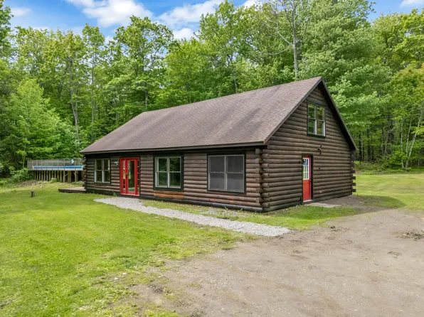 41 Sandy Point Road, Vassalboro, ME 04989