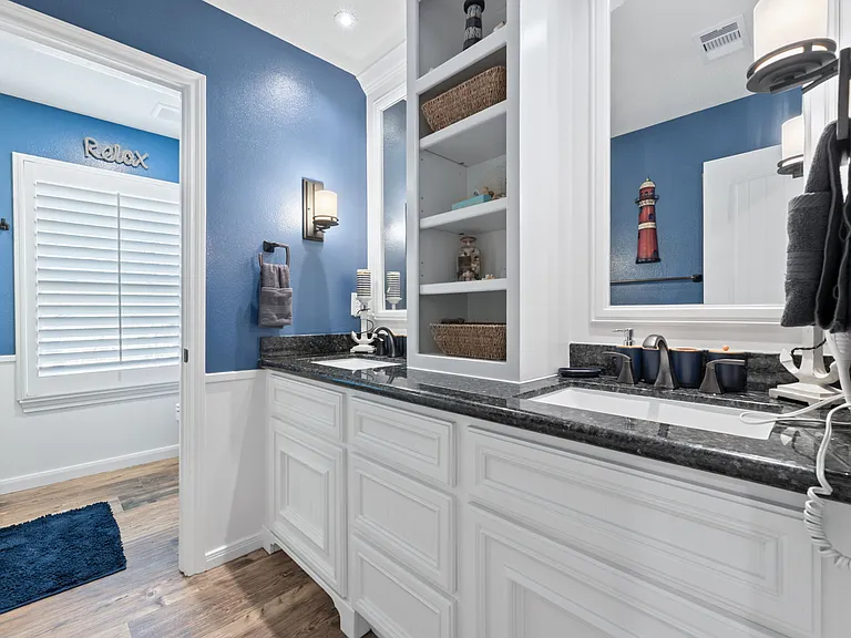 9123 Kerr Dr — Photo 43