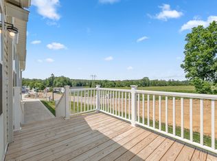 6876 Foxwood Dr SW, Navarre, OH 44662
