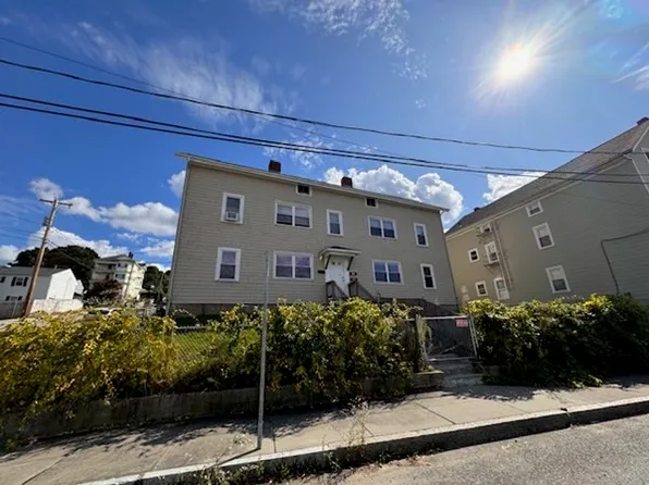 45 Slater St, Fall River, MA 02720