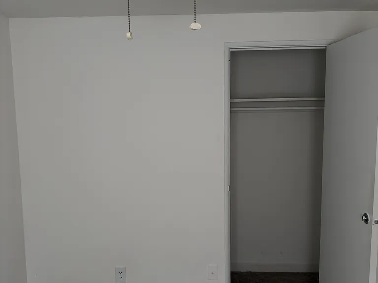 644 Stinchcomb Dr — Photo 4