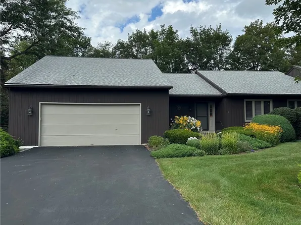 117 Spyglass Ln, Fayetteville, NY 13066