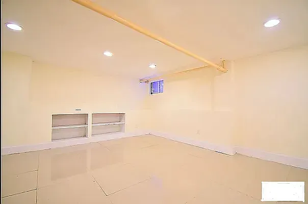 Rented by REAL New York | media 11