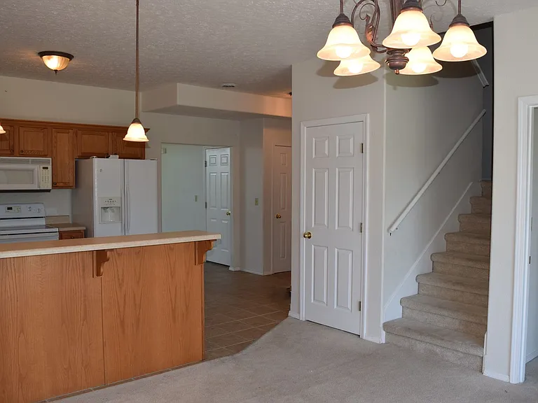 318 Carmel Valley Way — Photo 7