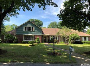 6 Westminster Dr, Jamestown, NY 14701