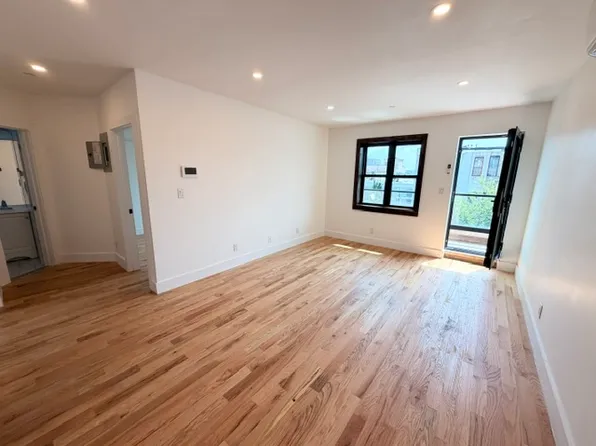 1052 Willoughby Avenue image 1 of 9