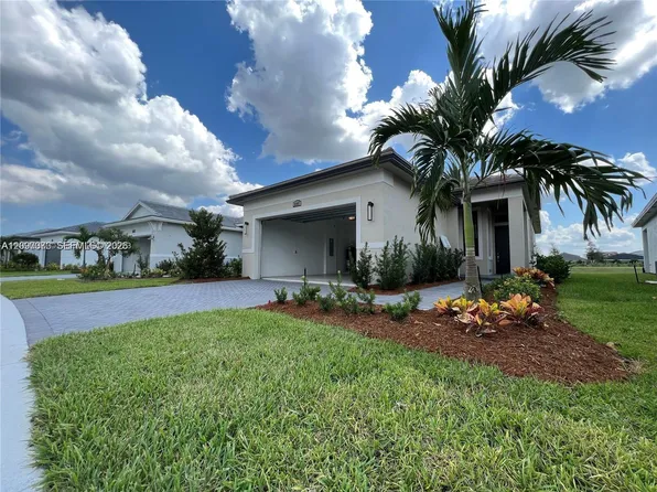 9393 SW Pepoli Way, Port Saint Lucie, FL 34987
