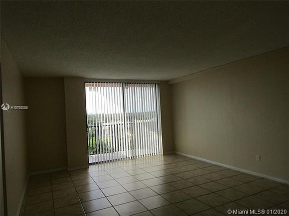 5th image of 2075 NE 164th St APT 912