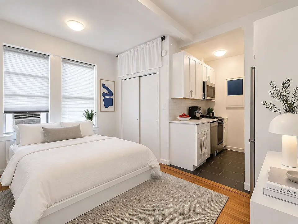 205 W 88th St #6G