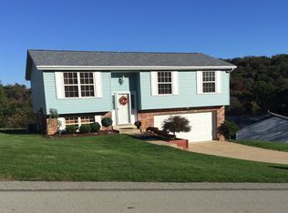 146 Penn Crest Cir, McKeesport, PA 15131