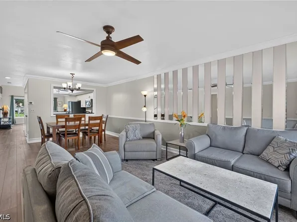 8382 Charter Club Cir Unit 6, Fort Myers, FL 33919