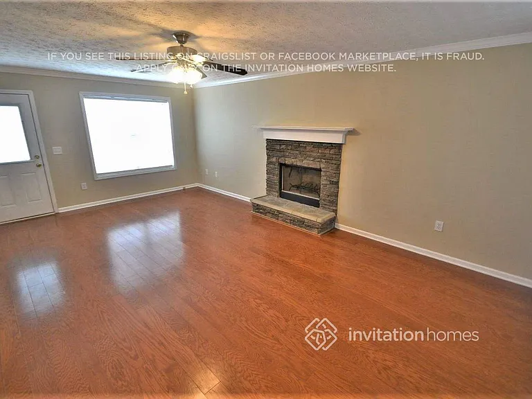 4082 Alaina Ave — Photo 2