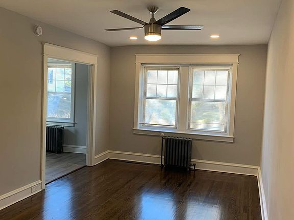 4th image of 143 W Allens Ln #108B