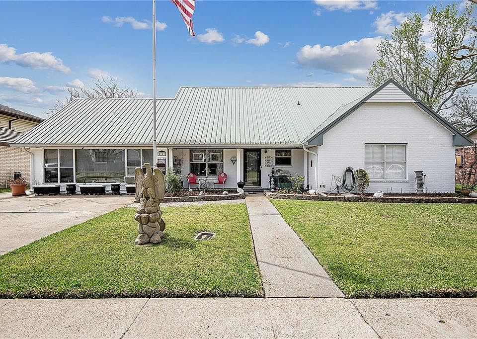 1st image of 2153 Spyglass Dr