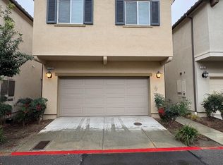 7105 N Marisa Rd, Van Nuys, CA 91405
