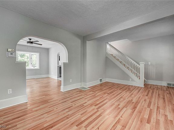 5th image of 4308 Bucyrus Ave