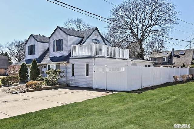 1st image of 345 Ivy Ave