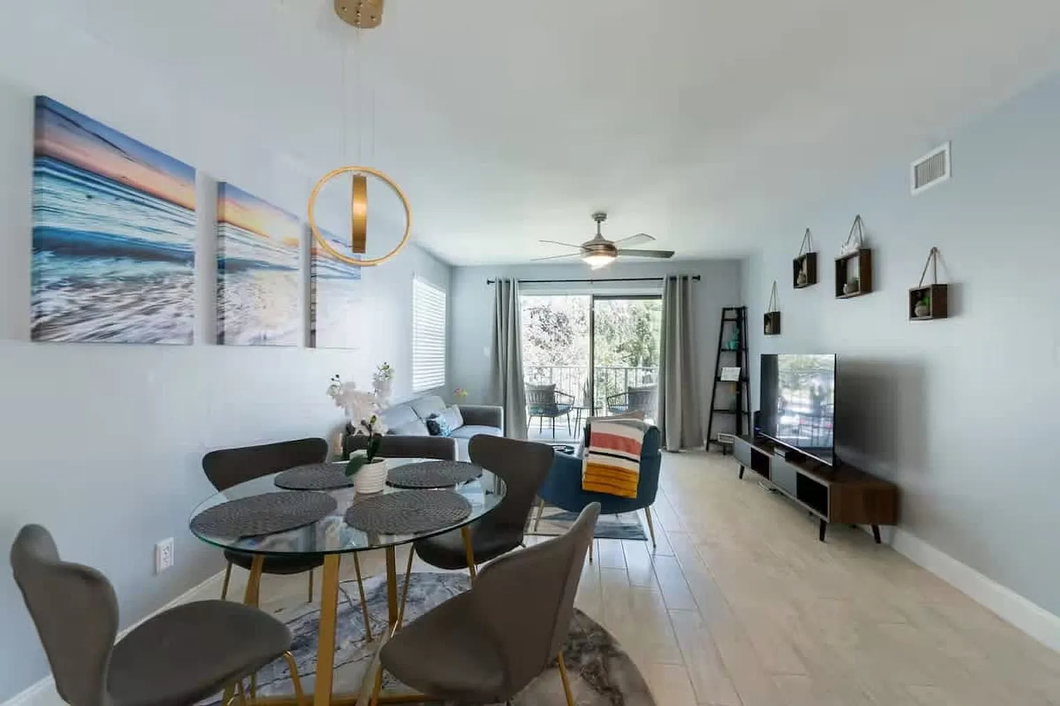 2 bed, 2.0 bath, $2,915 — Photo 1