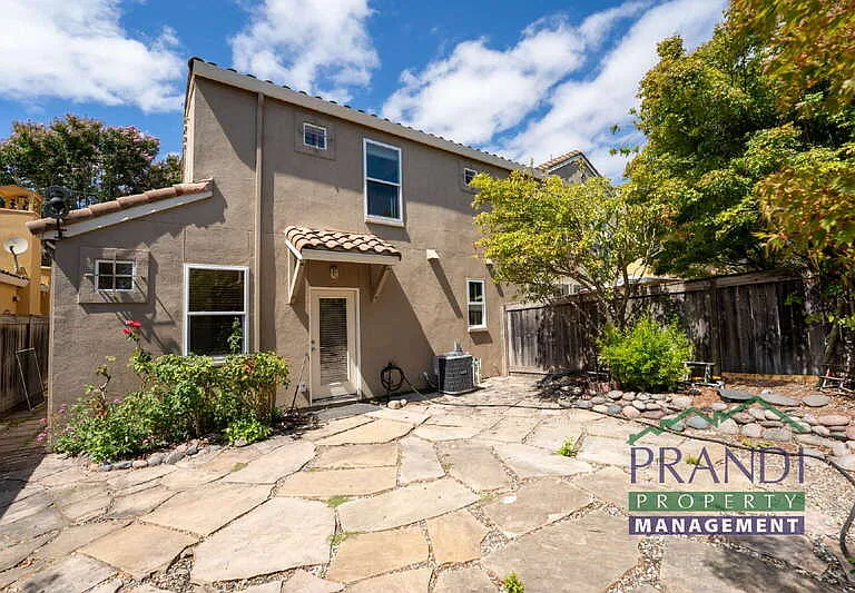 82 Arnold Dr — Photo 13