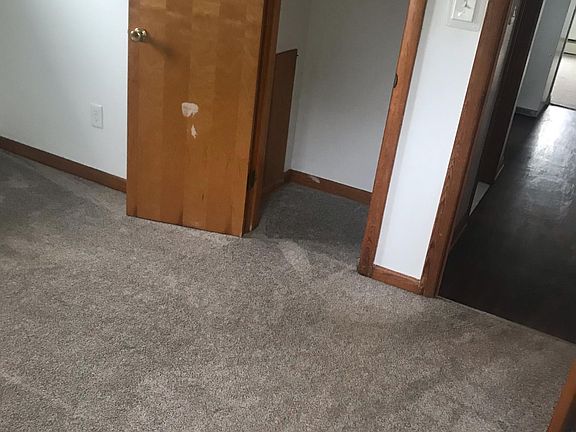 5th image of 2025 Abbott Rd APT 4