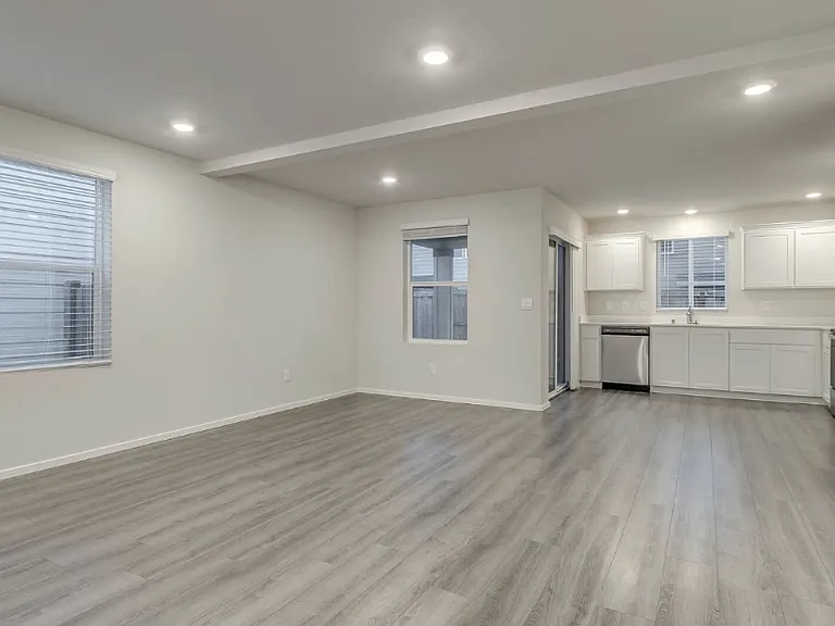 11000 NE 126th Ct — Photo 4
