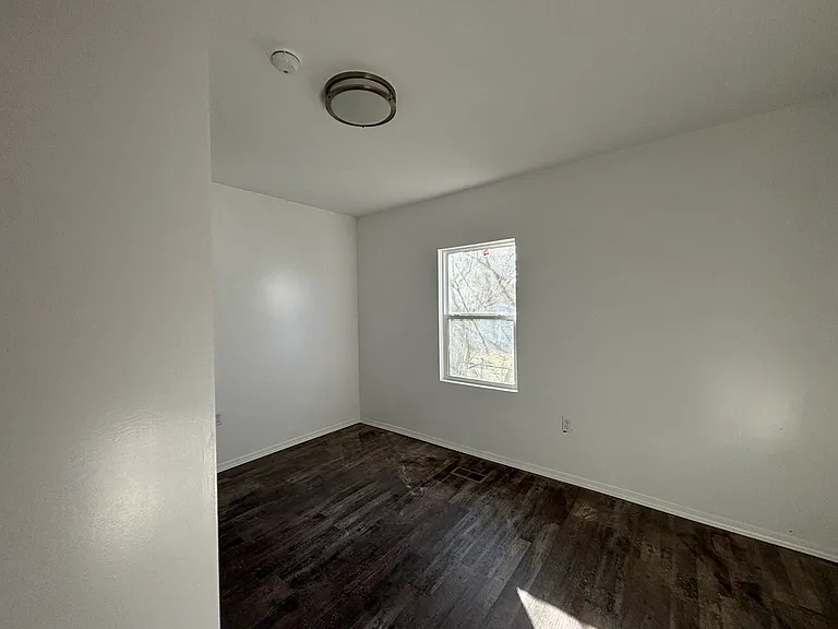 3008 Boswell Dr NW — Photo 5