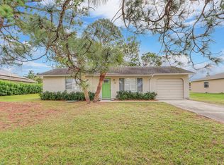 1551 SE Flintlock Rd, Port Saint Lucie, FL 34952