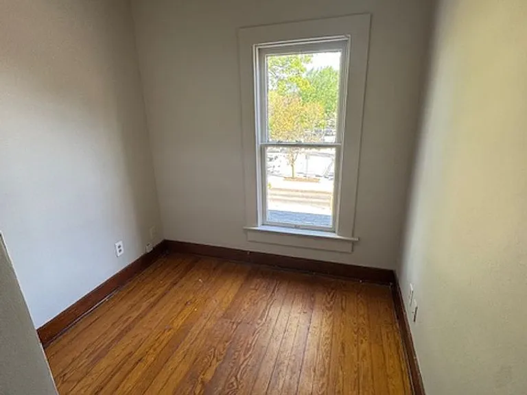 901 W Main St — Photo 10