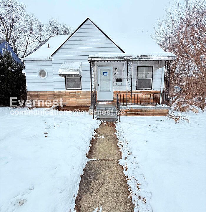 1st image of 8431 Rosemont Ave