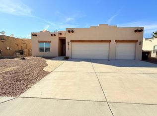 5703 Ireland Dr, Santa Teresa, NM 88008