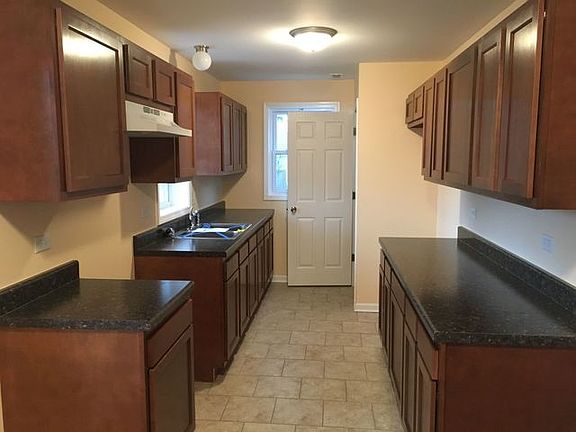 5th image of 3616 S 61st Ave